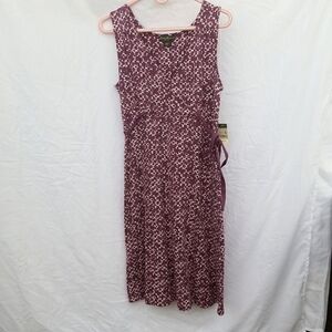 NWT Eddie Bauer dress size small boysenberry and cream sleeveless
